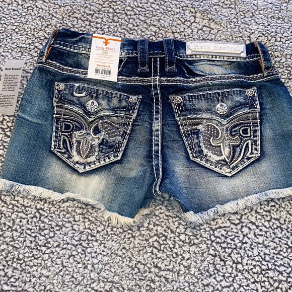 Rock Revival Pants - Women’s Rock Revival Ziyala Shorts